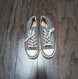 Converse shoes in gray